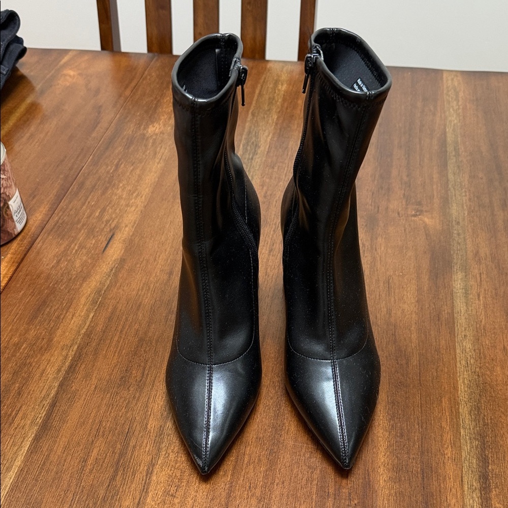Aldo Sleek Pointed Toe Black Stretch Ankle Boots